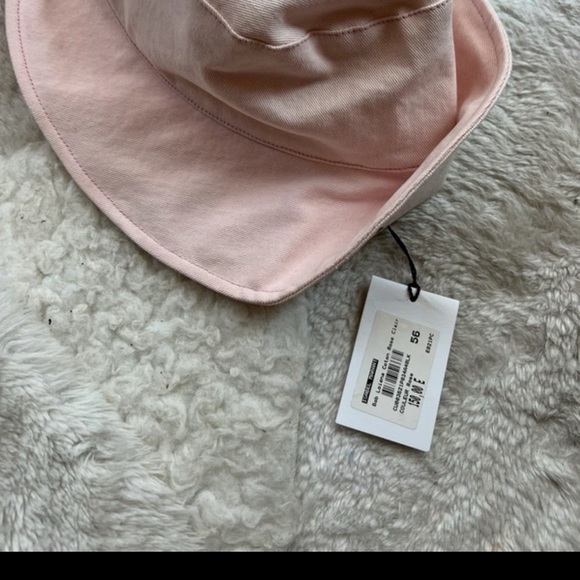 Pink bob hat Isabel Maran - Picture 4 of 5